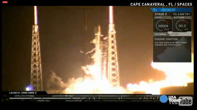 Lanza SpaceX cohete que despliega 11 satélites y aterriza verticalmente