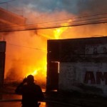 Controlan incendio en fábrica de Iztapalapa