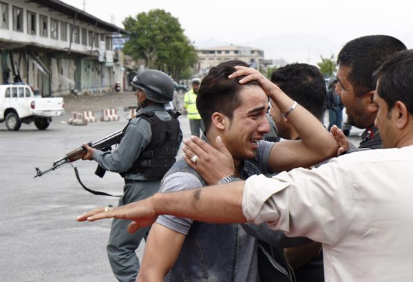 Atentado en Kabul deja al menos 28 muertos y 327 heridos